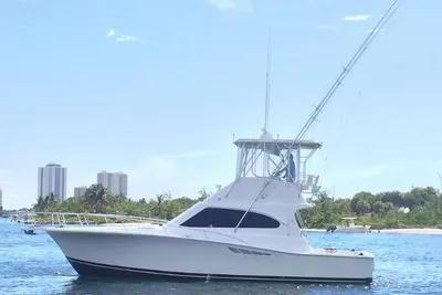 Luhrs 40 Convertible