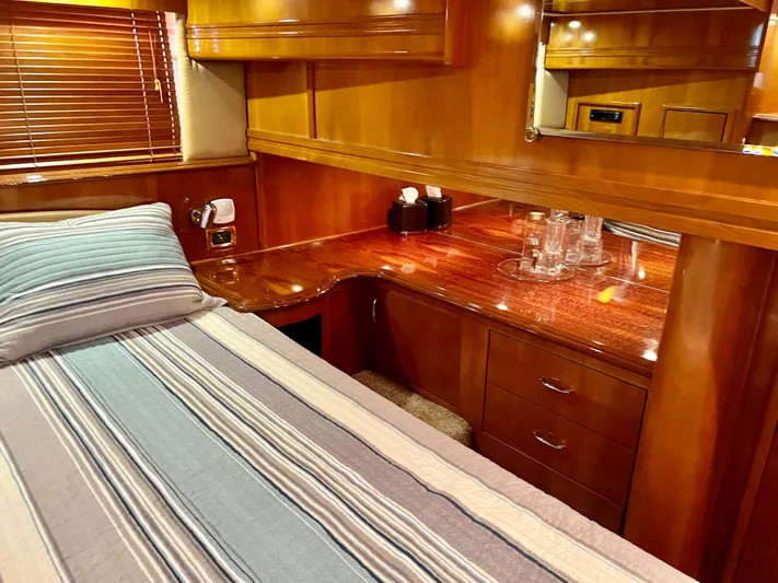 Last Chapter Yacht Photos Pics 