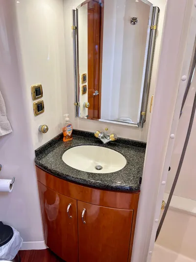 Last Chapter Yacht Photos Pics 