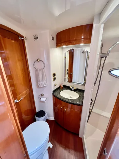 Last Chapter Yacht Photos Pics 