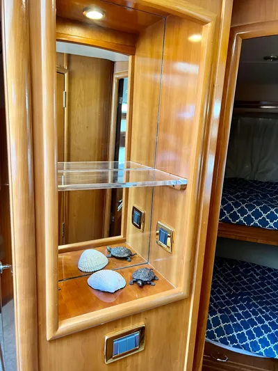 Last Chapter Yacht Photos Pics 