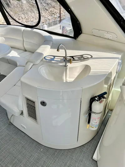 Last Chapter Yacht Photos Pics 