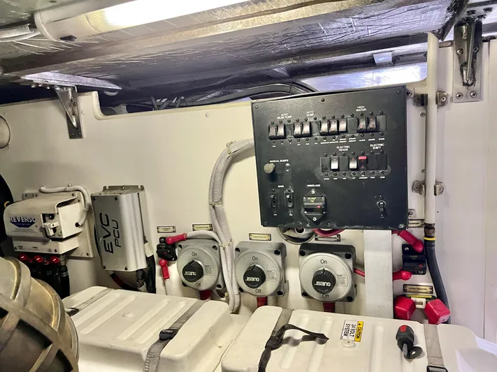 Last Chapter Yacht Photos Pics 