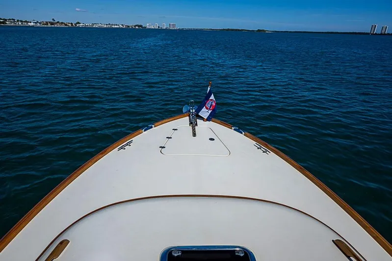 Odelay Yacht Photos Pics Bow view of 2016 Hinckley Picnic Boat MKIII on open water.