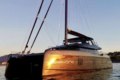 Sunreef 80 sailing