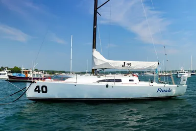 J Boats J/99