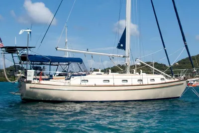 Island Packet 40