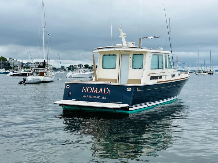 Nomad Yacht Photos Pics 