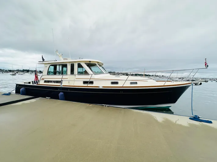 Nomad Yacht Photos Pics 