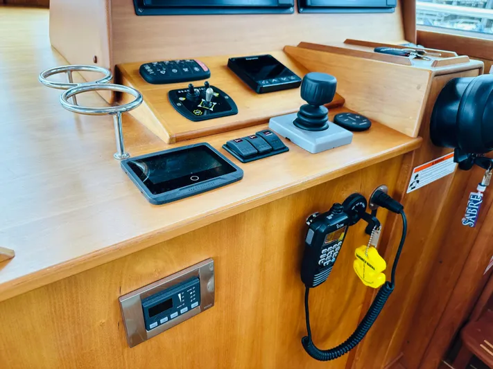 Nomad Yacht Photos Pics 