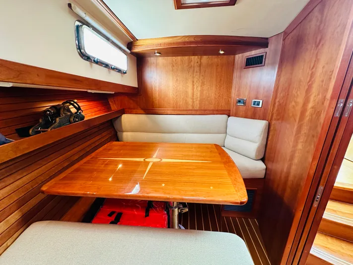 Nomad Yacht Photos Pics 