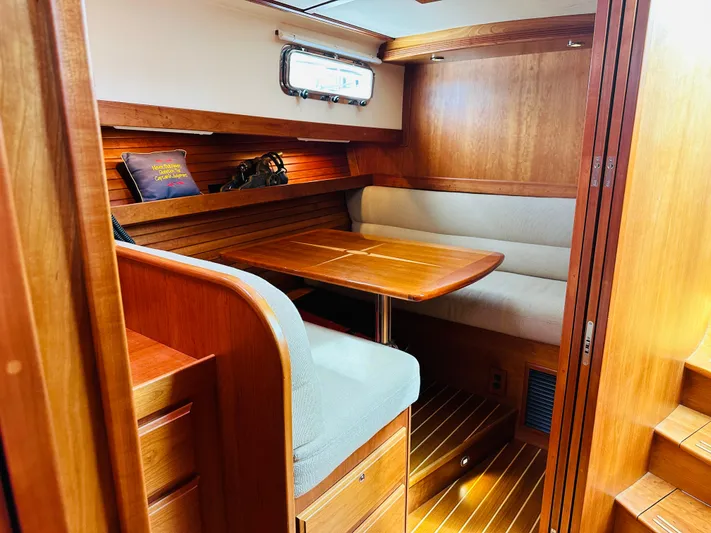 Nomad Yacht Photos Pics 