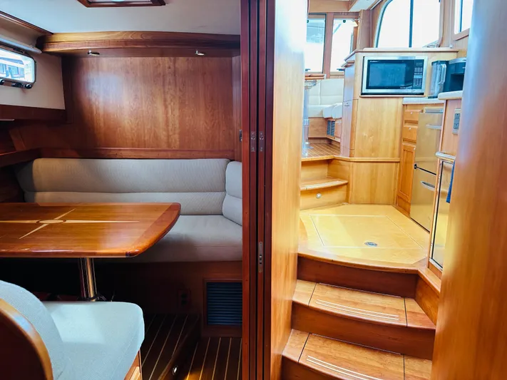 Nomad Yacht Photos Pics 