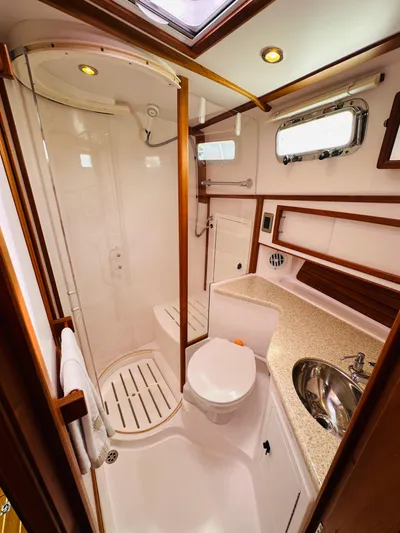 Nomad Yacht Photos Pics 