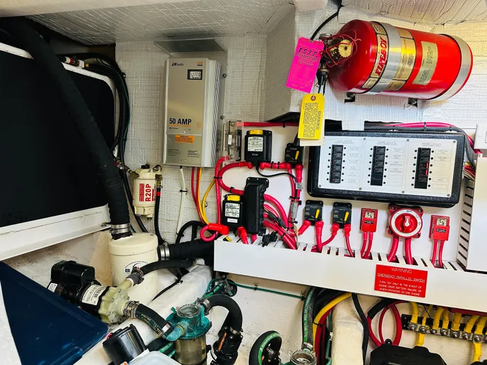 Nomad Yacht Photos Pics 