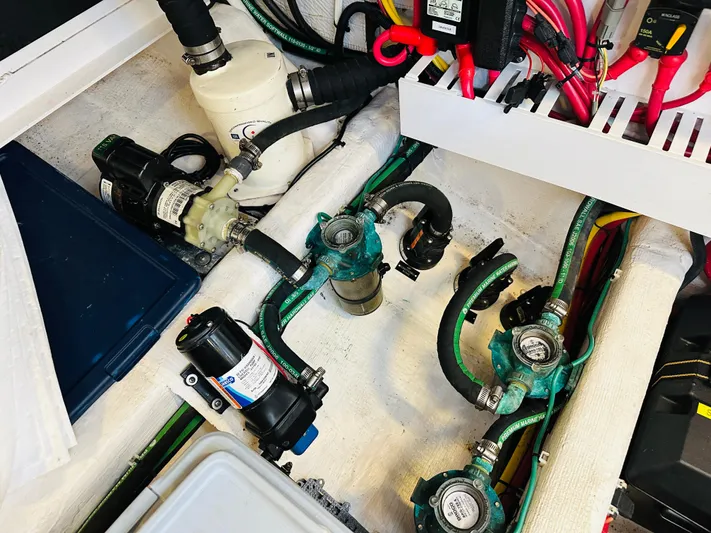 Nomad Yacht Photos Pics 