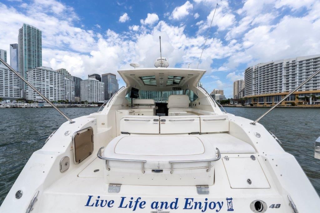 2009 Sea Ray 43 