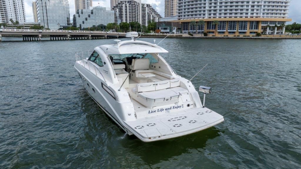 2009 Sea Ray 43 