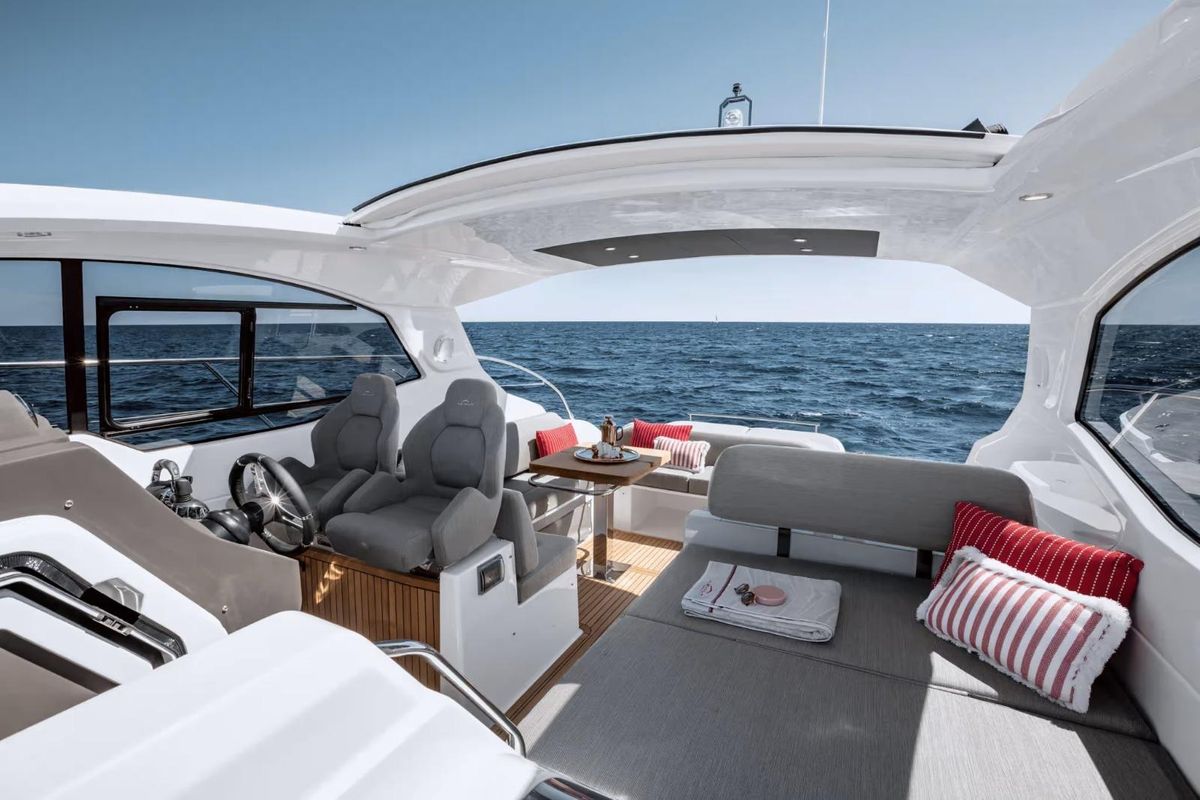 2024 Azimut 47 