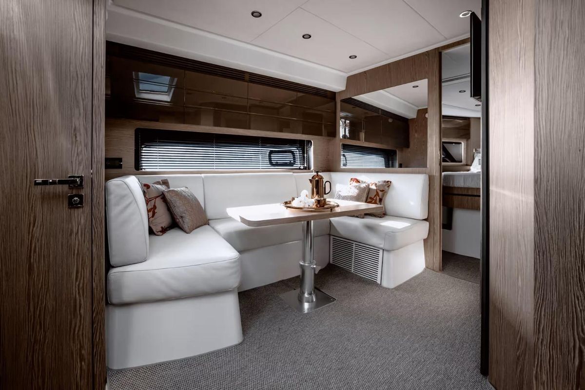 2024 Azimut 47 