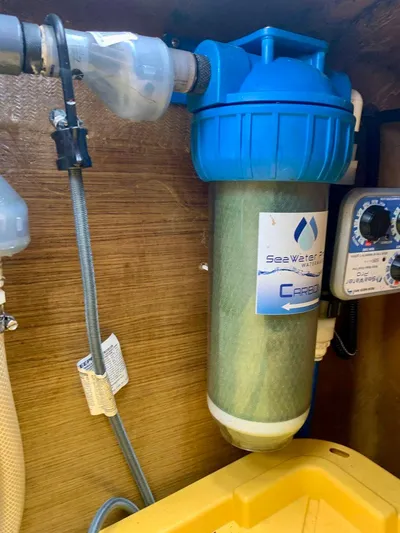 Esperanza Yacht Photos Pics Water filtration system in a 2019 Lagoon 380 S2 4/2 yacht.
