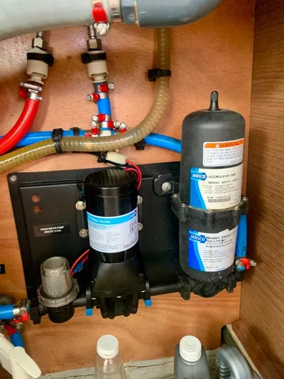 Esperanza Yacht Photos Pics Marine plumbing system in a 2019 Lagoon 380 S2 4/2 yacht.