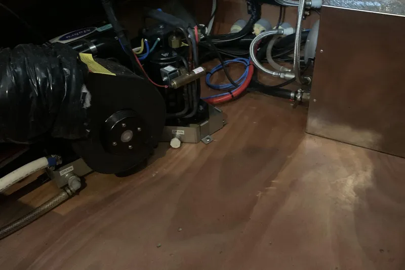 Esperanza Yacht Photos Pics 