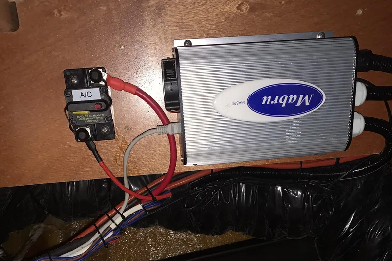 Esperanza Yacht Photos Pics 