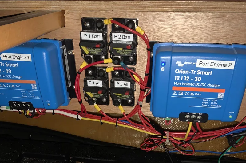 Esperanza Yacht Photos Pics 