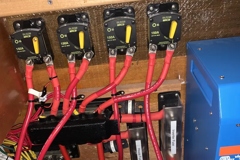 Esperanza Yacht Photos Pics 