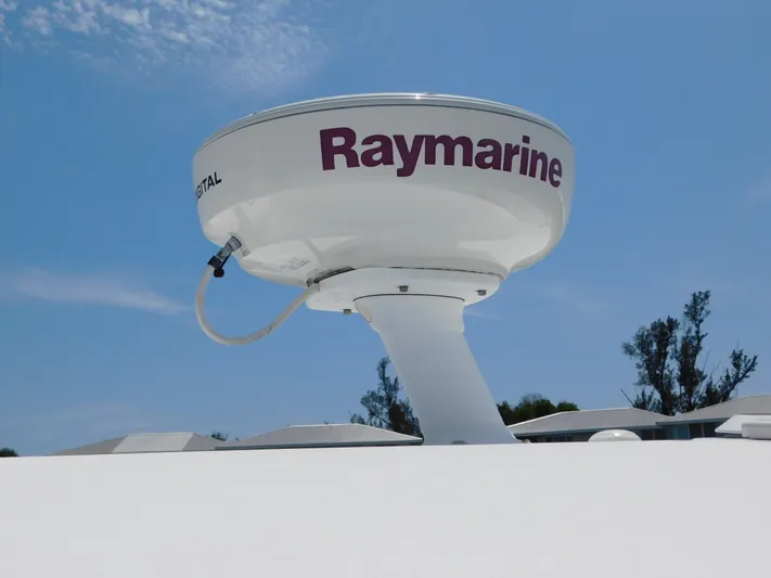 Cap & Dan Yacht Photos Pics 