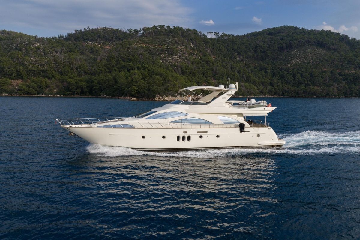 2004 Azimut 78 