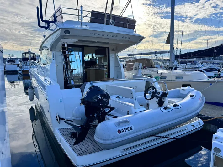 R&r Yacht Photos Pics 