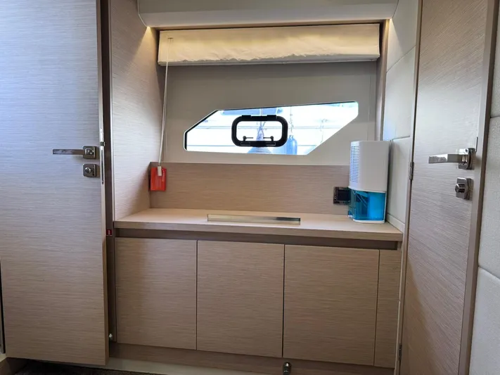 R&r Yacht Photos Pics 