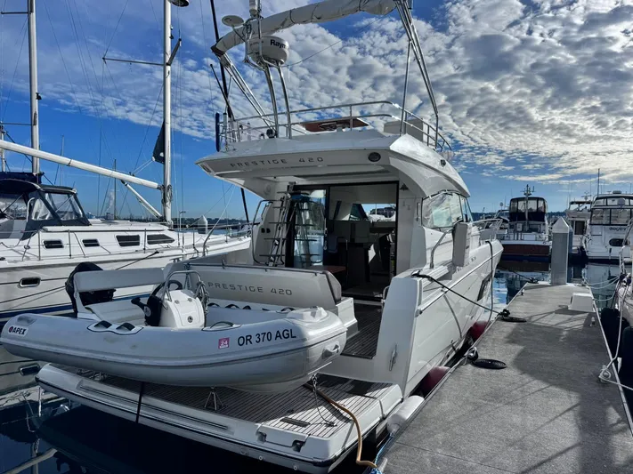 R&r Yacht Photos Pics 