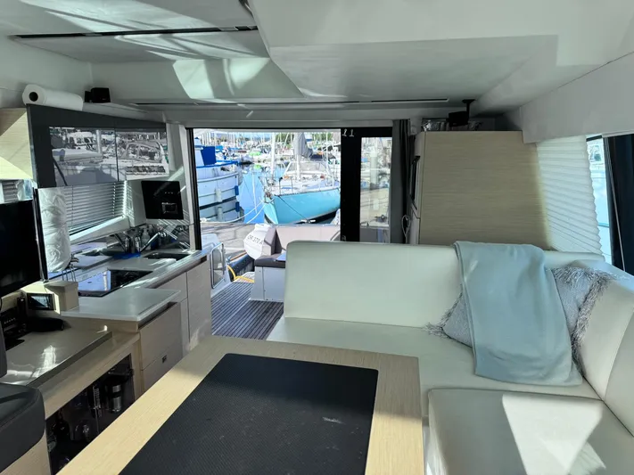 R&r Yacht Photos Pics 