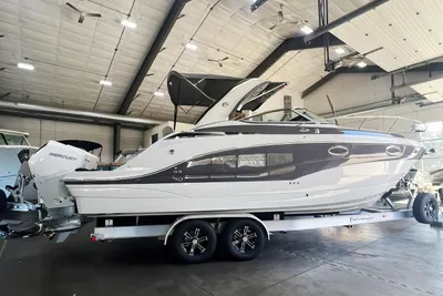 Crownline 280 CRX