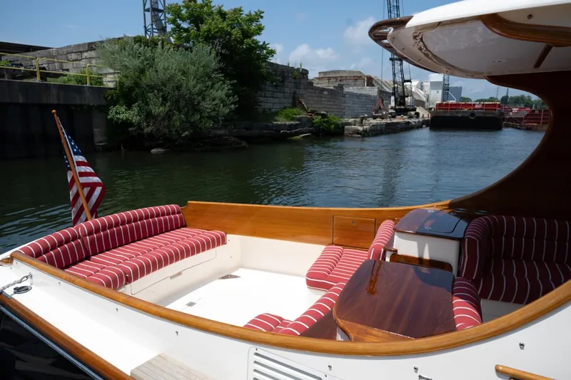 Fox Yacht Photos Pics 