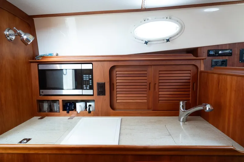 Fox Yacht Photos Pics 