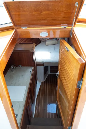 Fox Yacht Photos Pics 