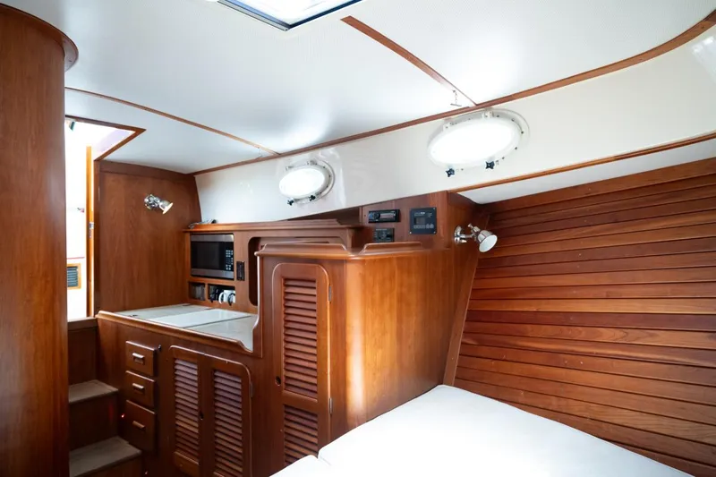 Fox Yacht Photos Pics 