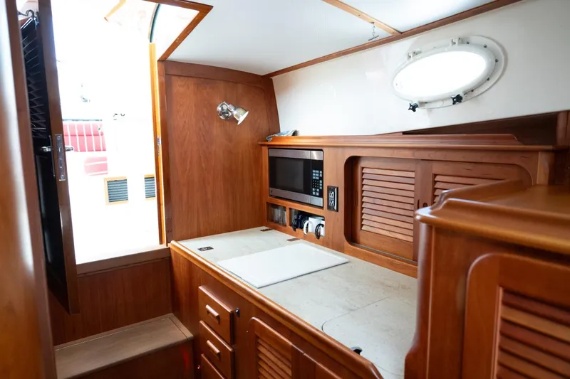 Fox Yacht Photos Pics 