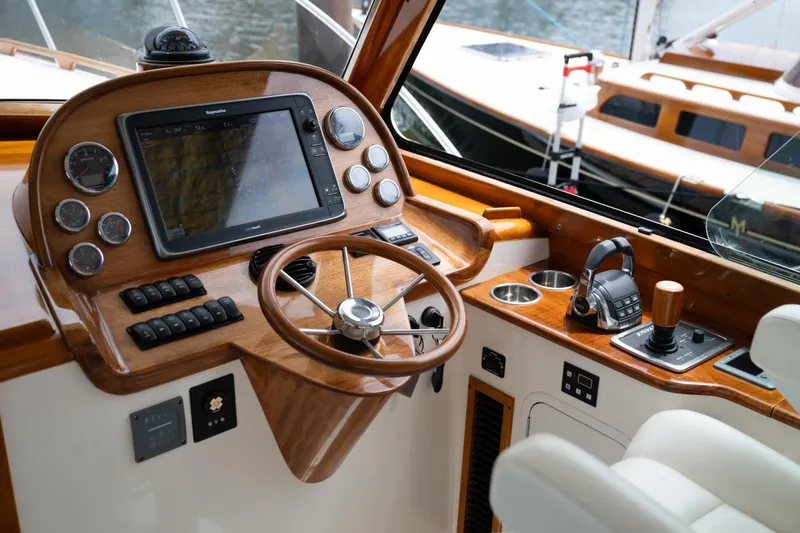 Fox Yacht Photos Pics 