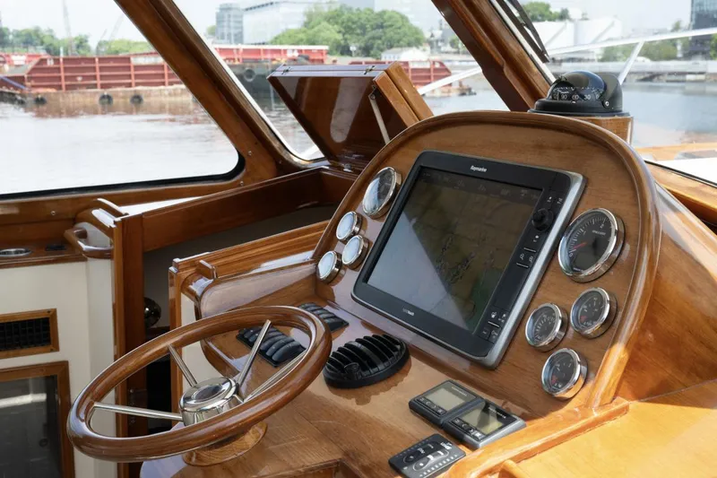 Fox Yacht Photos Pics 