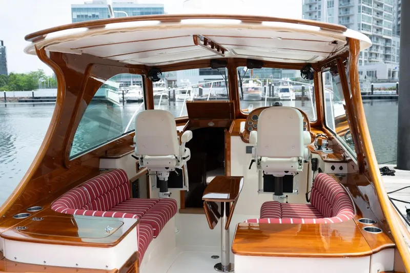 Fox Yacht Photos Pics 