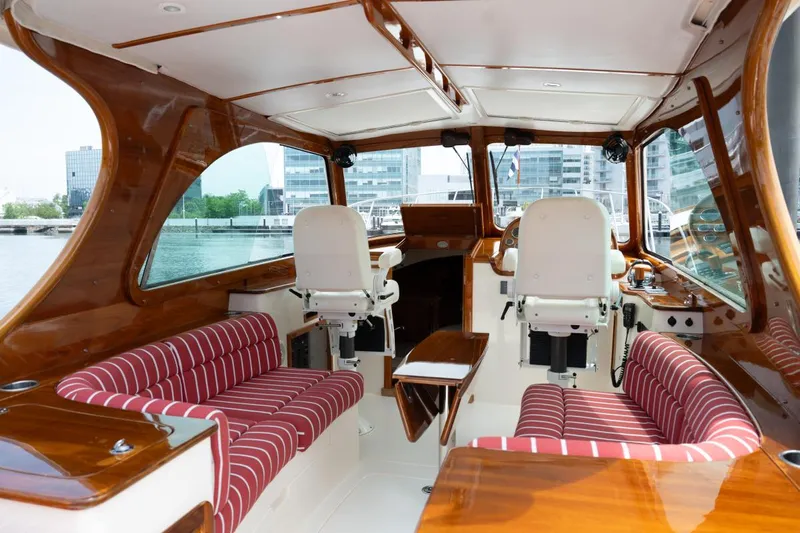 Fox Yacht Photos Pics 