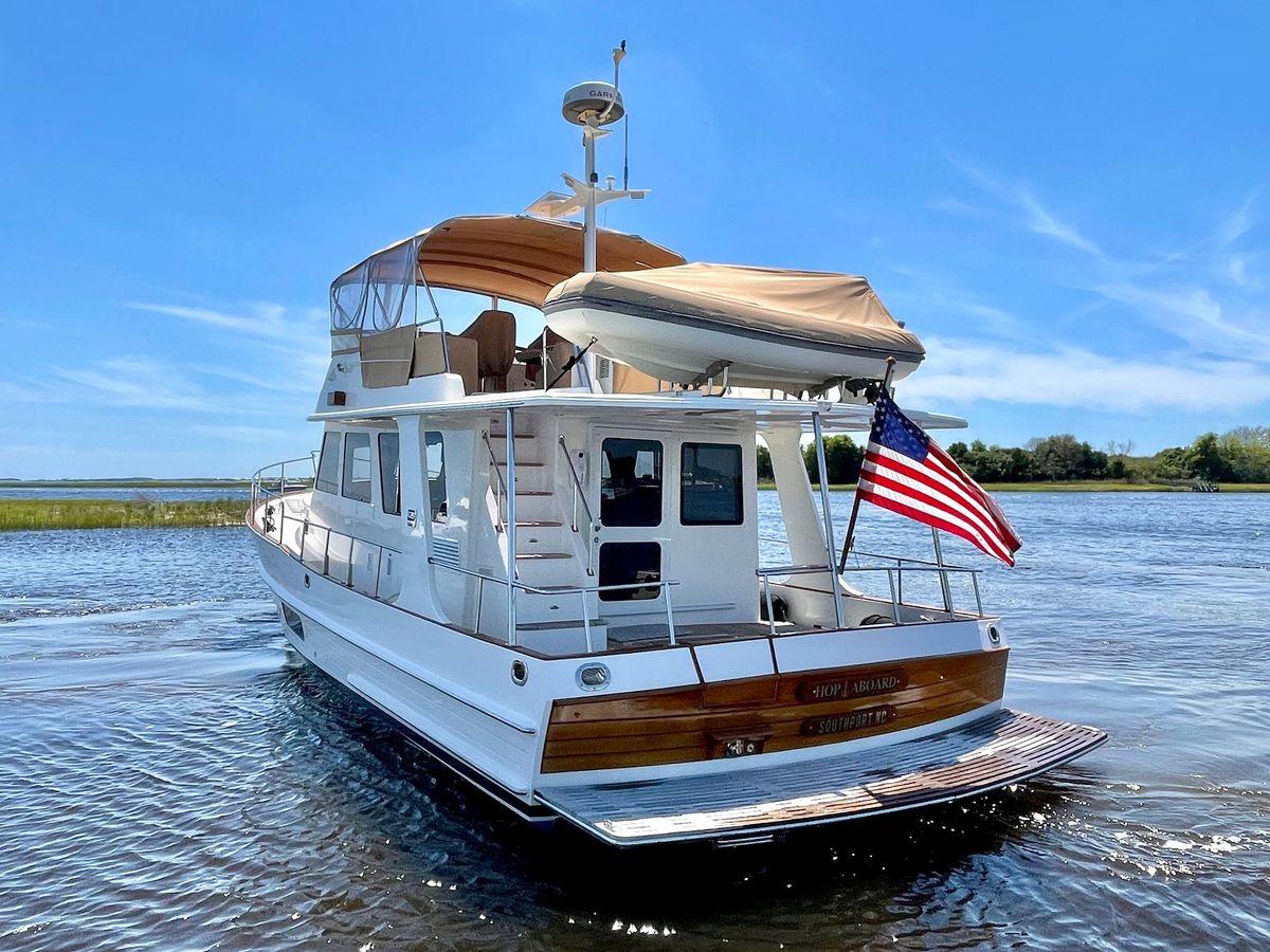 2015 Grand Banks 43 