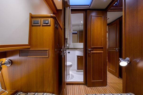 2015 Grand Banks 43 