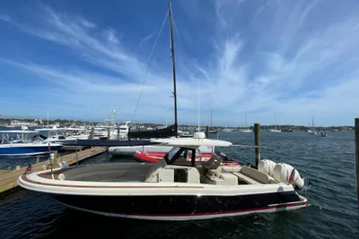 Chris-Craft Catalina 34