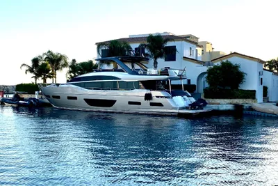 Princess Y85